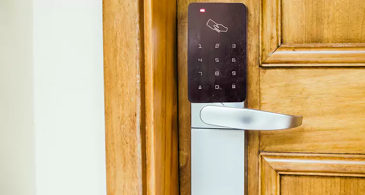 Keyless Hotel Door Locks Repair in Edgewater, FL