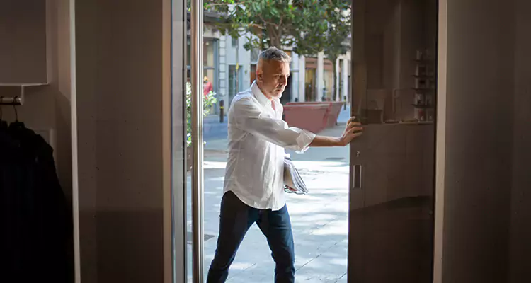 Track Cleaning and Repair for Stuck Doors in Edgewater, FL
